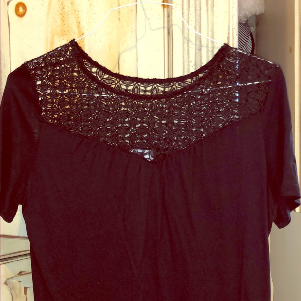 black blouse with lace